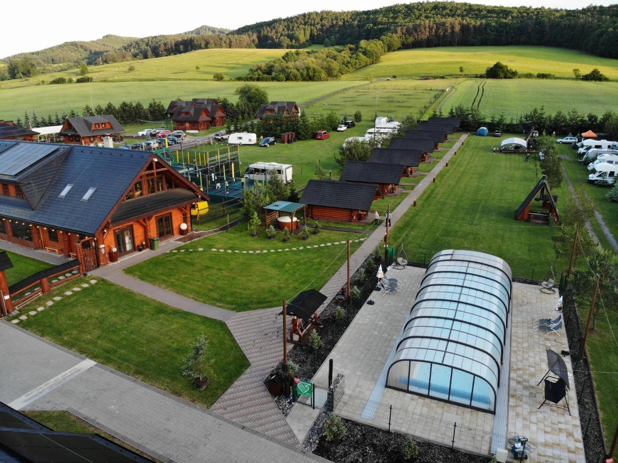 Camp Pacho Hotel Приевица Екстериор снимка